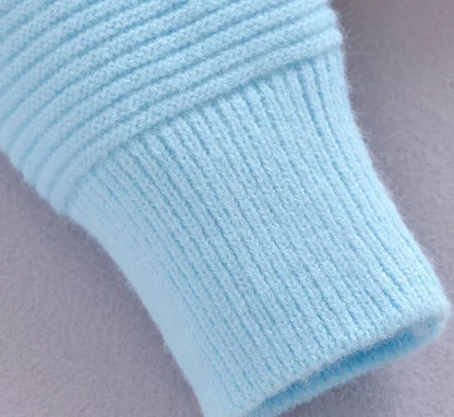 Round Neck Knit Pullover Sweater – Color-Block Loose Fit Everyday Style