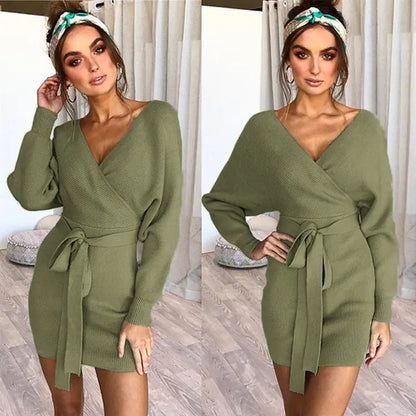 V-Neck Bodycon Long Sleeve Dress – Elegant Curve-Hugging Winter Style