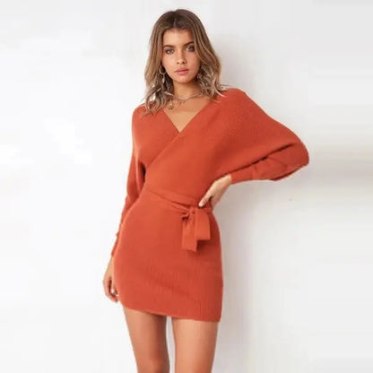 V-Neck Bodycon Long Sleeve Dress – Elegant Curve-Hugging Winter Style